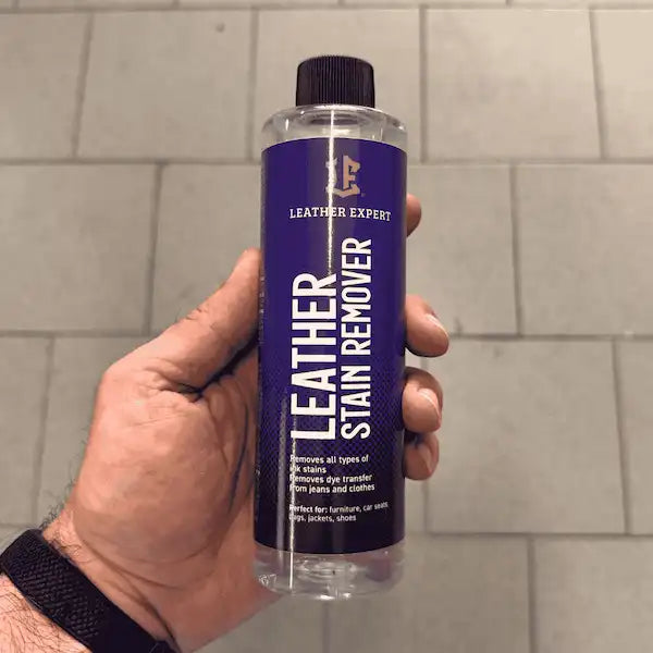 smacchiatore per pelle auto