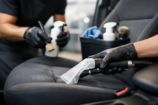 Pulizia tessuti auto con metodo detailing